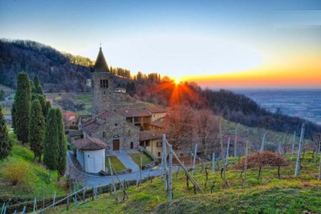 Apartamento Al Poertec Sotto il Monte Exterior foto