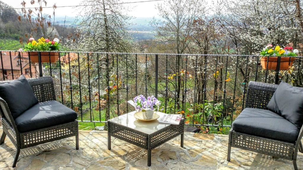 Apartamento Al Poertec Sotto il Monte Exterior foto